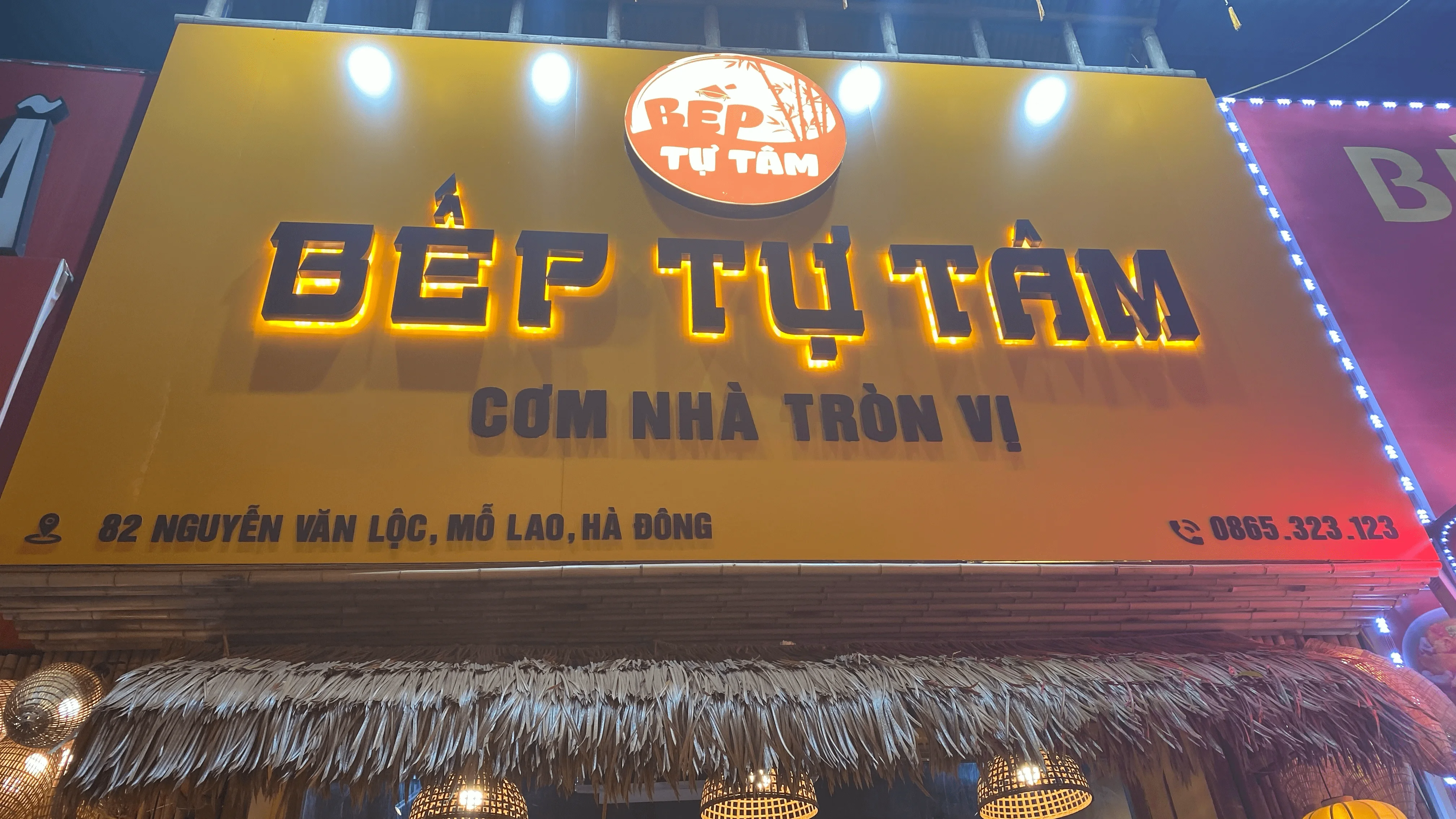 Review Bếp Tự Tâm