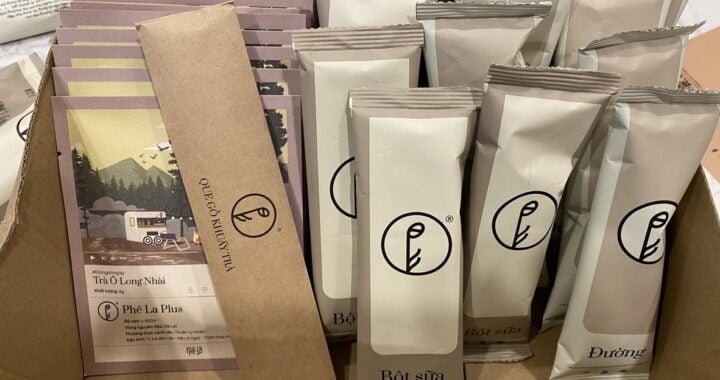 Mua Phê La với giá 30k/cốc