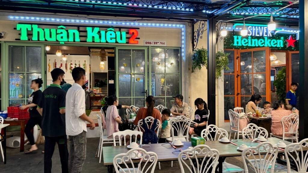Nhà hàng hải sản Thuận Kiều 2