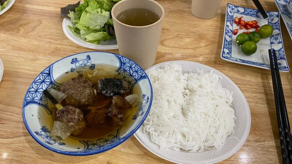 Bún chả Việt Nam