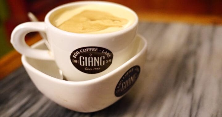 Cà phê trứng Việt Nam – Hành trình từ sáng tạo đến biểu tượng văn hóa