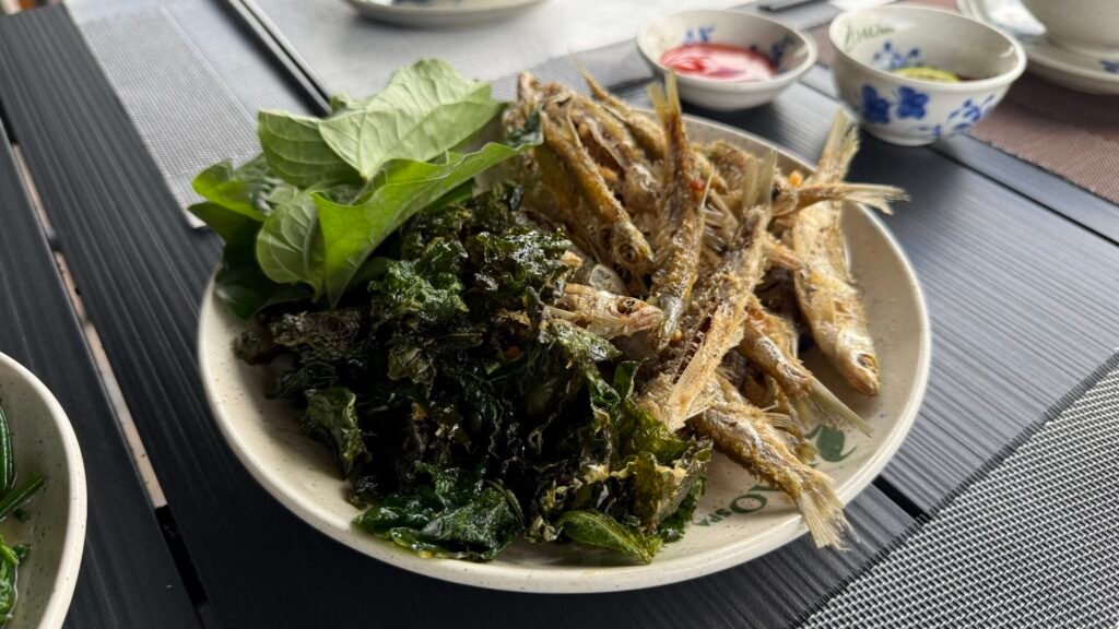 Cá suối chiên Sapa